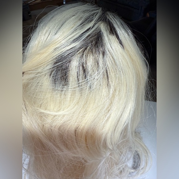 HAIR, 20-21” Wavy, Comb Back, Black/Blonde - Picture 10 of 15